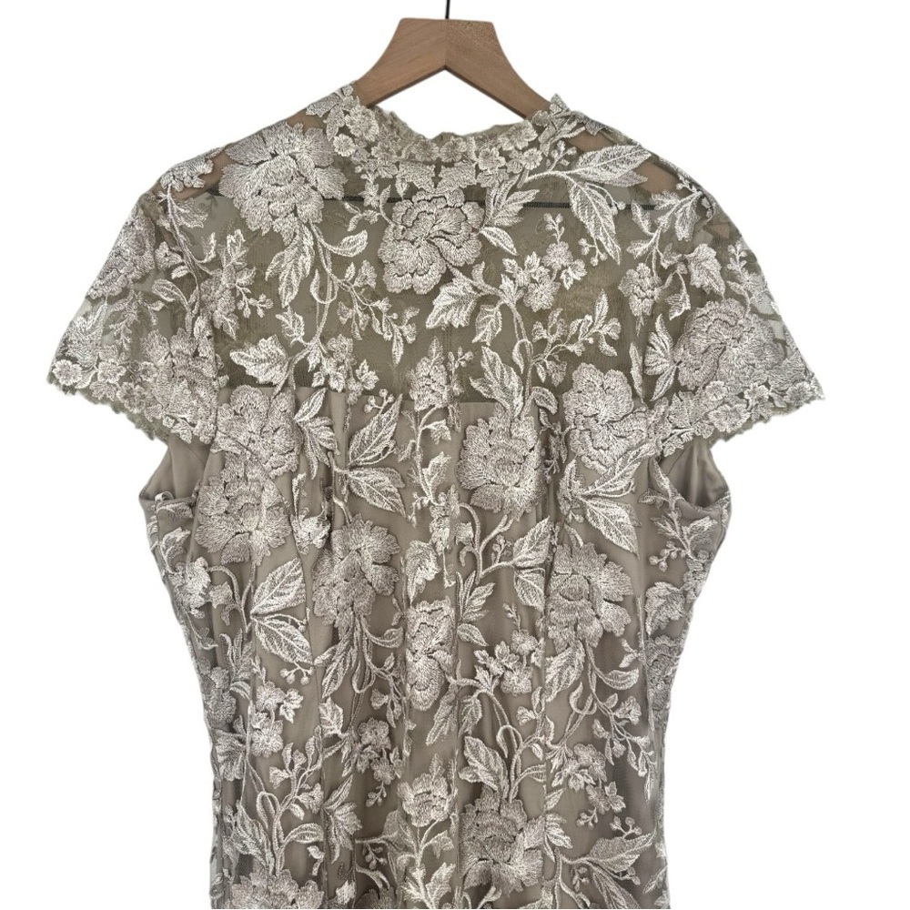 Tadashi Shoji Isa Dress Lace Embroidered Tea Length Size 18 - Picture 6 of 10